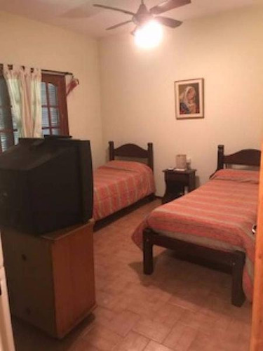 Chalet Clasico En Esquina.venta En Country San Diego