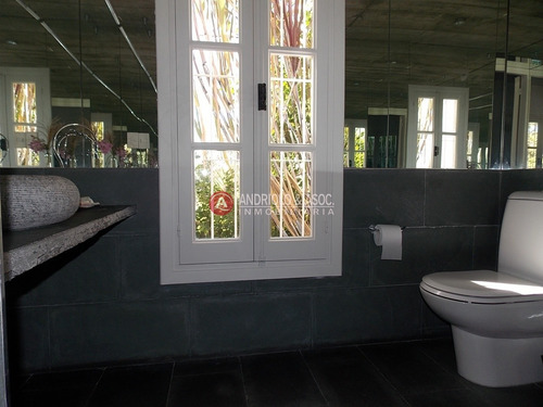 Espectacular Casa En El Golf - Ref: 6524