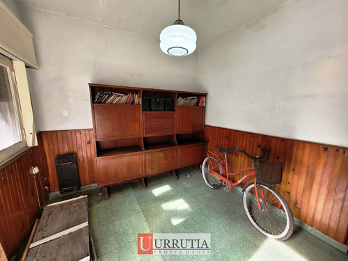 Imagen 9 de 30 de Casa En 1 Planta De 3 Amb Con Jardín Y Terraza. Oportunidad.