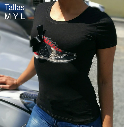Imagen 3 de 10 de Bellas Blusas Diferentes Tallas Y Estilos Disponibles