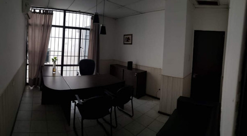 Colon Y San Martin C Muebles Aa