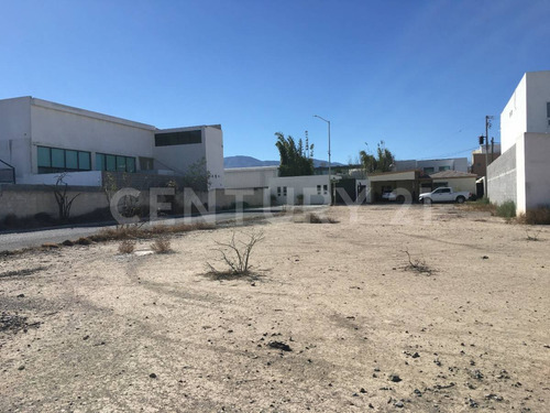 Terreno En Venta En Residencial San José Al Norte De Saltillo.