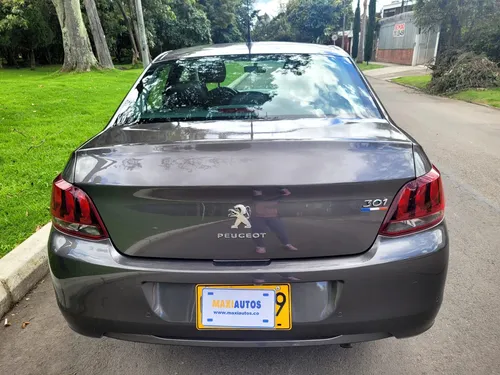 Peugeot 301 Allure