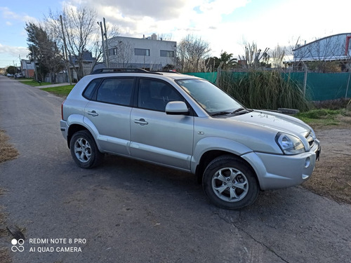 Hyundai Tucson 2.0 Gl 5mt 2wd