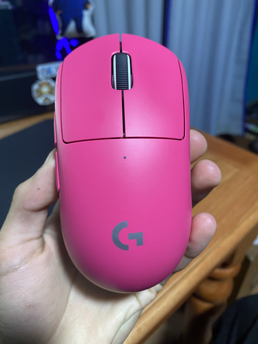 Imagen 4 de 7 de Mouse gamer inalámbrico recargable Logitech Pro Series Pro X Superlight rosa
