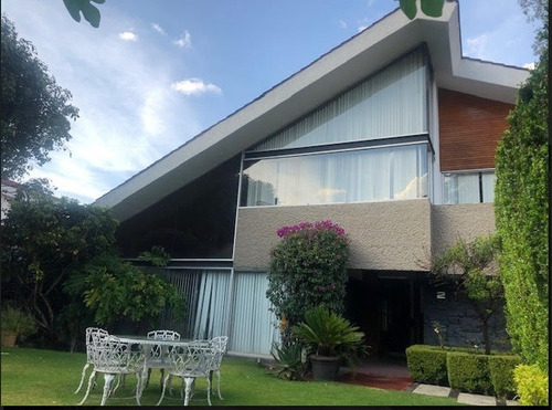 Casa En Venta Jardines Del Pedregal En Privada