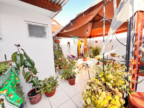 Casa En Venta De 3 Dorm 2 Baños En Maipú