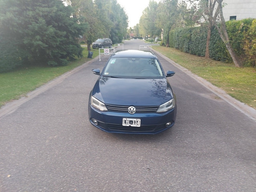 Volkswagen Vento 2.5 Luxury 170cv 2012