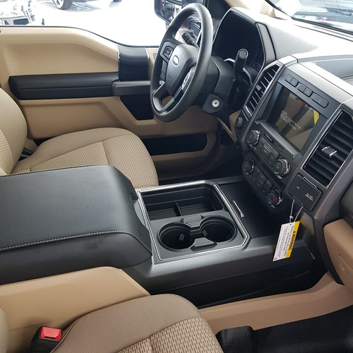 Imagen 8 de 12 de F-250 Super Duty Crew Cab Diesel 4x4 2022