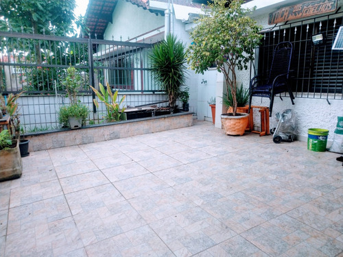 Casa Isolada Com 4 Quartos, Sendo 2 Suites- 250m² - Lado Praia Com Edícula - Confortom Elegancia |