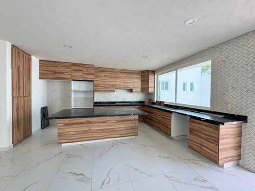 Casa En Venta En Metepec