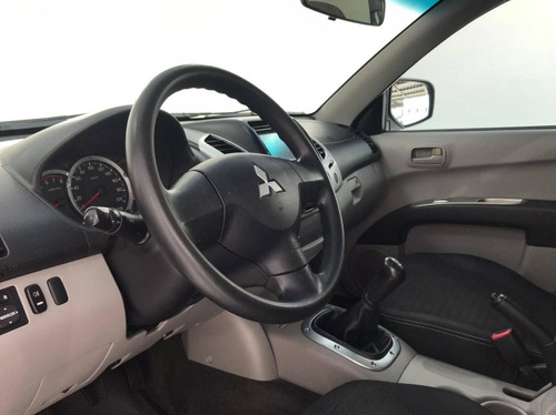 Imagem 5 de 11 de Mitsubishi L200 Triton 2.4 Hls Cd 4x2