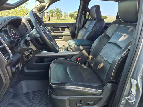 RAM Ram 3500 6.7 Laramie Night Edition Cab. Dupla 4x4 Aut. 4p