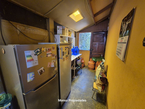 Casa En Venta De 3 Dorm. 1 Baño Con Amplio Patio En Macul