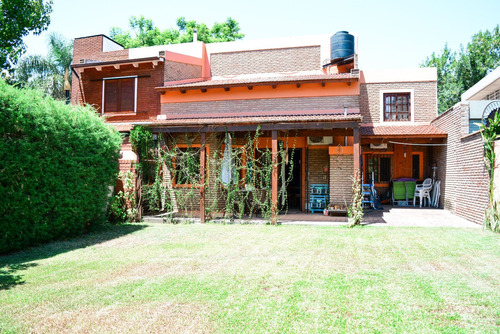 Casa En Granadero Baigorria