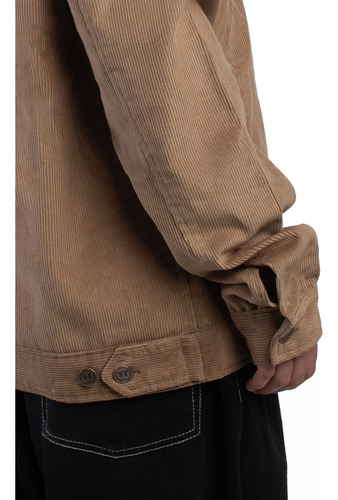 Imagen 6 de 7 de Campera Woodoo Coupe Cord -beige