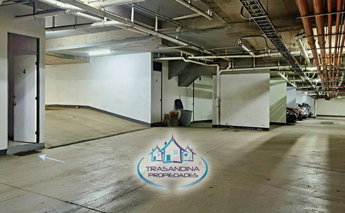Vende Casa Amoblada 3d 4b 2e - Sector Peñalolén - Santiago