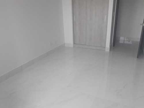 Imagen 8 de 14 de Alquiler De Apartamento En Pacific Park Plaza Edison 20-8095