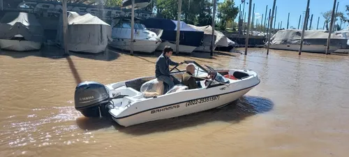 Lancha Bahamas 490 Sport Okm Sin Motor
