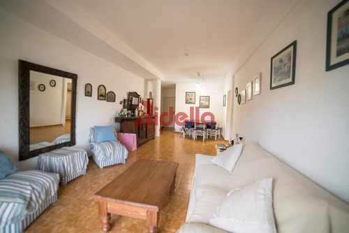 Venta De Apartamento 2 Dormitorios En Península, Punta Del Este