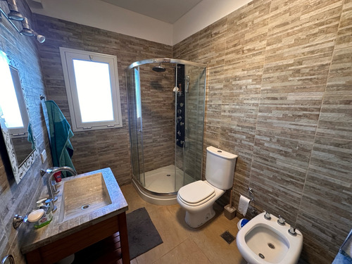 Casa En Venta, San Sebastian, Apta Credito, Area 10