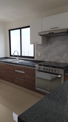 Imagen 9 de 18 de 3 Hermosas Casas En Juriquilla San Isidro, Roof Garde, Pasil