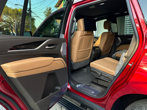Cadillac Escalade Corta Impecable 2023