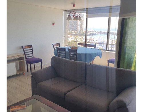 Amplio Depto. Frente Playa Cavancha. Cod. 41092