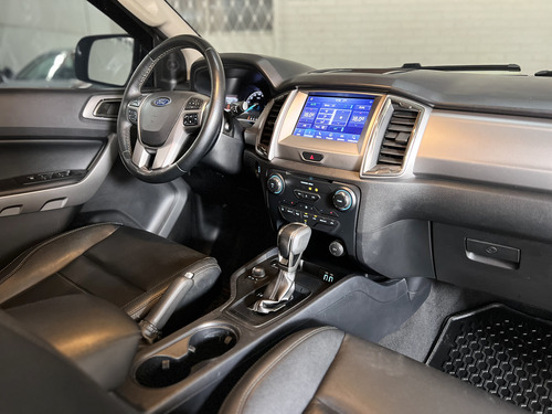 Ford Ranger 3.2 Limited Cab. Dupla 4x4 Aut. 4p 6 marchas