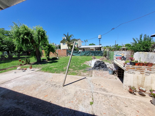 Casa De 2 Dormitorios En Maciel