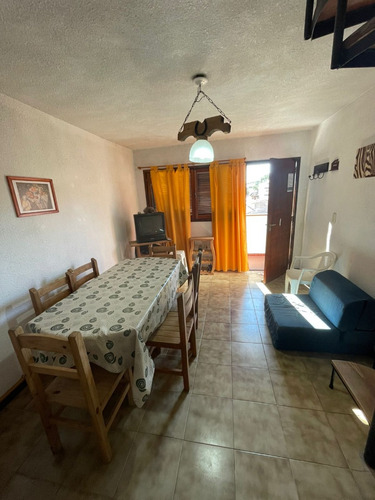Departamento 3 Ambientes, Gas Natural, Cochera, Balcon
