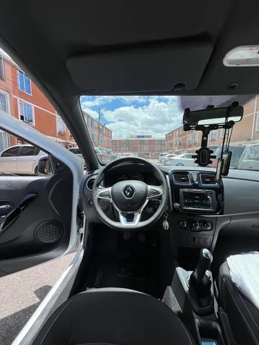 Renault Logan 1.6 Expression