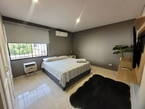 Casa En Venta En Prados Del Norte. Cod V8014454