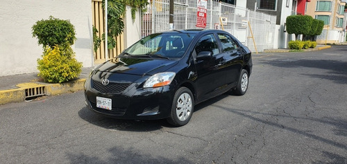 Imagen 1 de 15 de Toyota Yaris 2010 1.5 Sedan Core Aa At