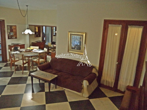 Propiedad En Barrio Country- Ref: 2413