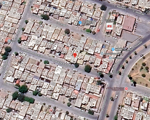 Casa En Venta, Recuperación Bancaria, Col. Jardines Del Bosque, Los Mochis, Sinaloa. Laab2