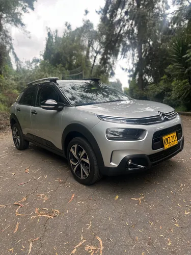Citroën C4 Cactus 1.6 Shine Turbo Aut