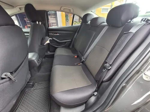 Mazda 3 2.0 Prime