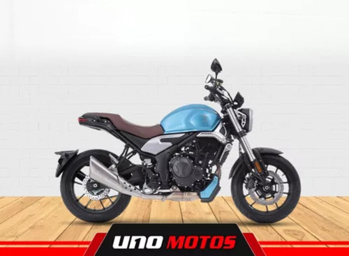 Voge 500 Ac Moto Naked 0km 2024 Con Puerto Usb 