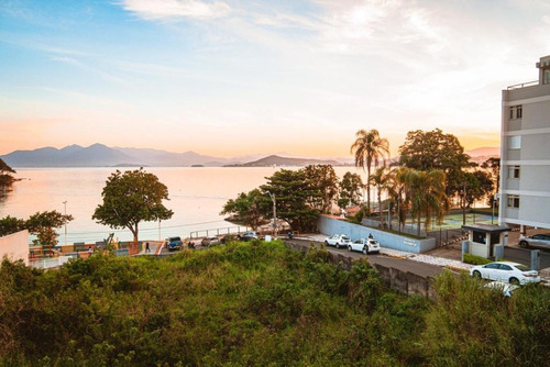 Casa Para Venda Com Vista Para O Mar! São 330 M² Com 5 Dorm, 2 Suítes, Escritório E 4 Vagas! Bairro Bom Abrigo, Florianópolis, Sc. - Ca00058 - 68296385