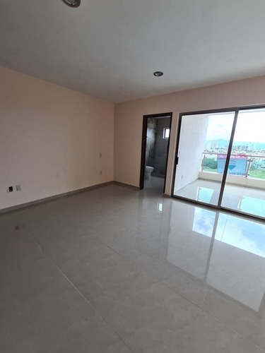 Imagen 26 de 30 de Preciosa Casa En Venta En Cumbres Del Lago
