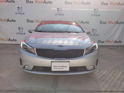 Imagen 8 de 12 de Kia Forte Sx Hb Std 2018