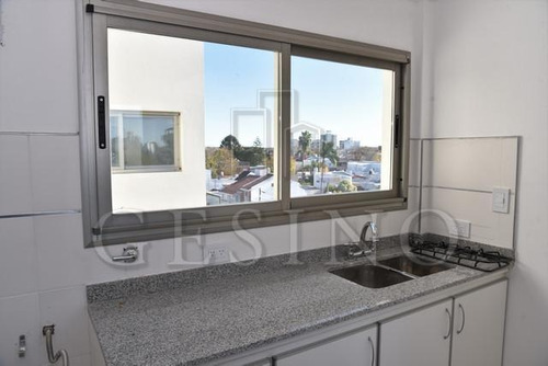 Imagen 3 de 7 de Departamento - La Plata
