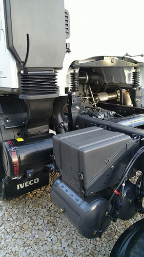 Imagen 8 de 23 de Iveco New Tector 280