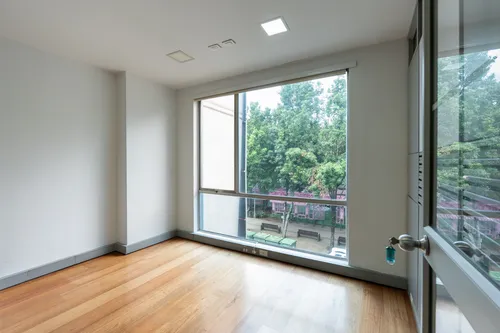 Oficina En Arriendo/venta En Chico Norte. Cod A1105064