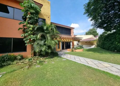 Casa En Renta En La Toscana, Acapatzingo Cuernavaca Morelos.