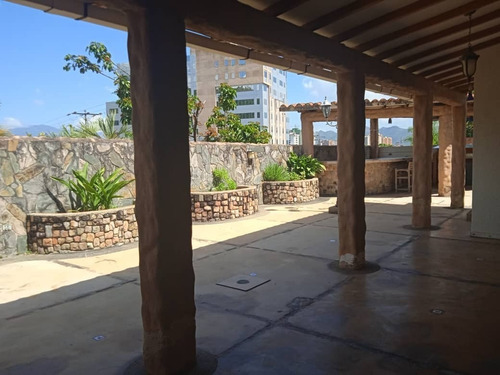 Imagen 6 de 14 de Town House / En Venta / Con Pozo De Agua / Urb. Parque Mirador /