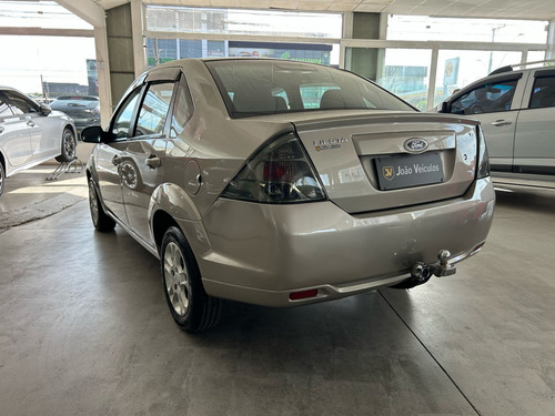 Ford Fiesta 1.6 MPI SEDAN 8V FLEX 4P MANUAL