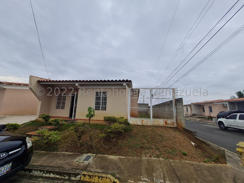 Imagen 21 de 30 de Casa En Venta En La Piedad Cabudare Lara, Conjunto Privado Con Vigilancia Las 24 Horas Del Dia, Numero De Contacto Teléfono: (0.4.2.4.5.9.3.7.5.4.2), Rent-a-house Centro Occidente Mls Código: 22-24898