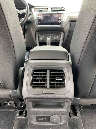 Imagen 12 de 14 de Volkswagen Tiguan 2019 5p R-line L4/2.0/t Aut